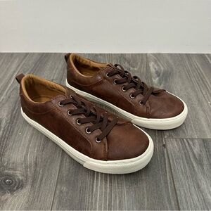 🌈 old navy boys, leather dress sneakers size 5